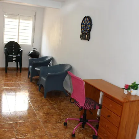 Casa Jardin De Mar بيت للعطل تورّيفيِخا